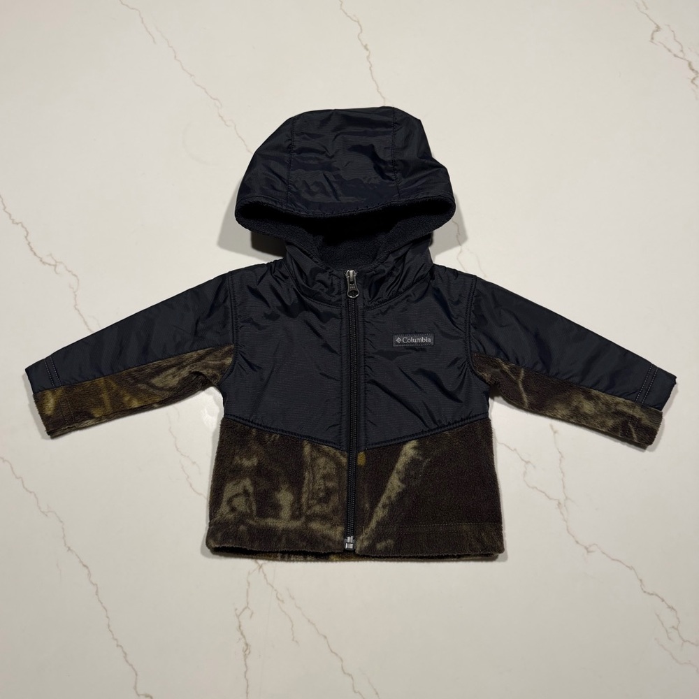 Columbia Black and Camouflage Hooded Jacket